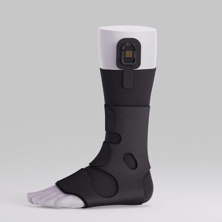08_GretaPreatoni_full-device-sideview